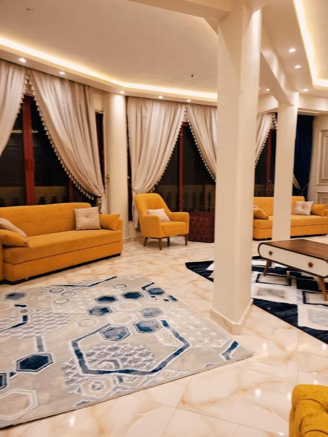مون لايت Moon Light * 'Ezbet Sa'di Mugawir